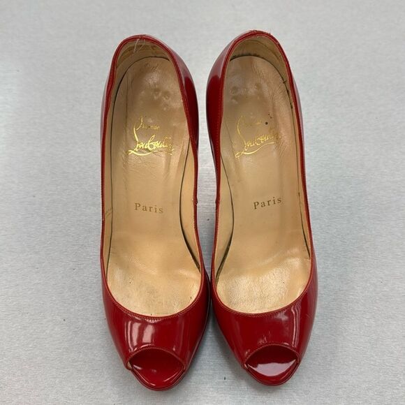 Christian Louboutin Shoes - Christian louboutin pump